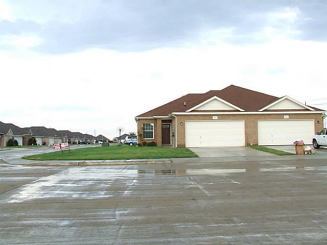 a view of house and outdoor space
