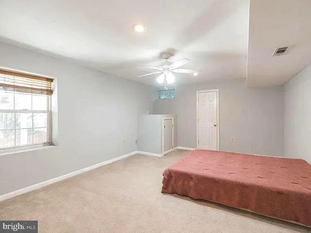 $2,150 | 21209 Seneca Crossing Drive, Germantown, MD 20876