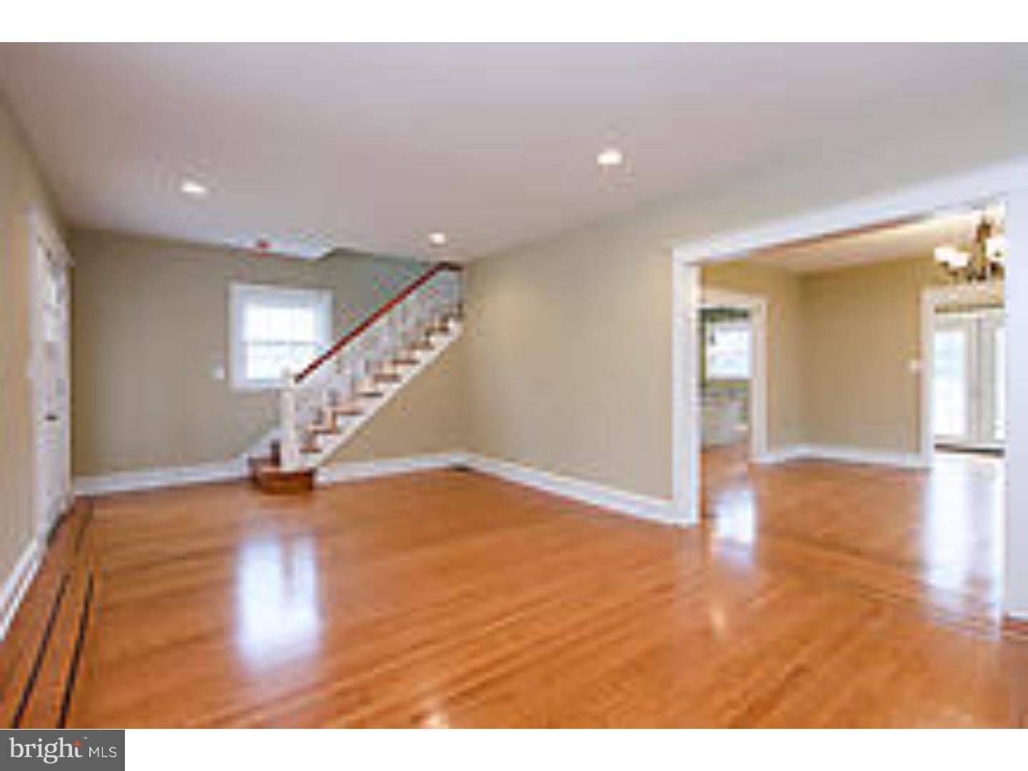 131 South Rolling Road Springfield, PA 19064 - Photo 5 of 25 a view of an entryway with wooden floor