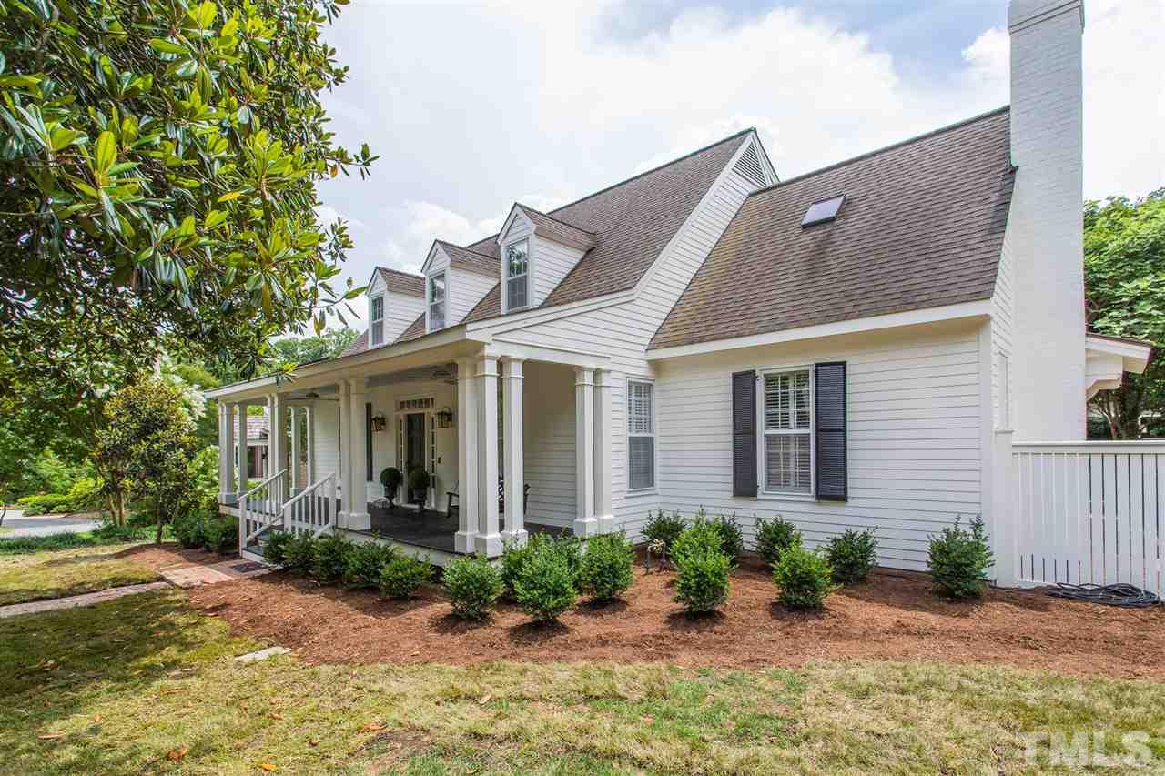 2318 Hales Road Raleigh, NC 27608 - Photo 2 of 30