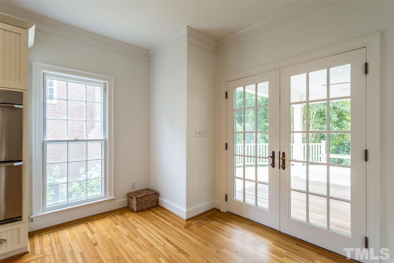 2318 Hales Road Raleigh, NC 27608 - Photo 13 of 30