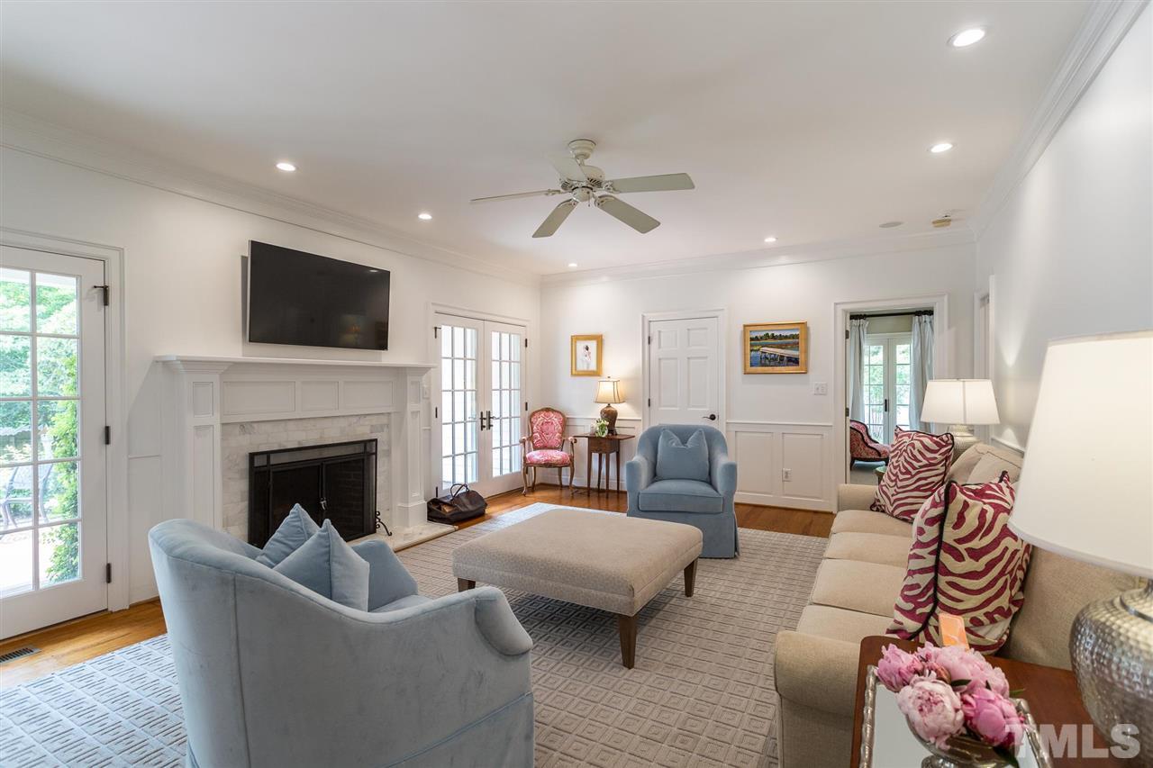 2318 Hales Road Raleigh, NC 27608 - Photo 14 of 30
