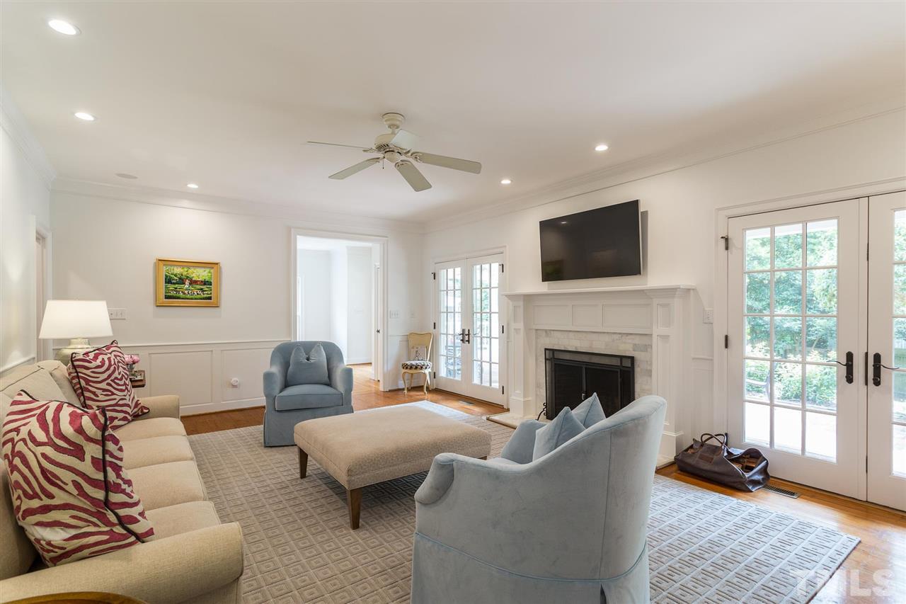 2318 Hales Road Raleigh, NC 27608 - Photo 16 of 30