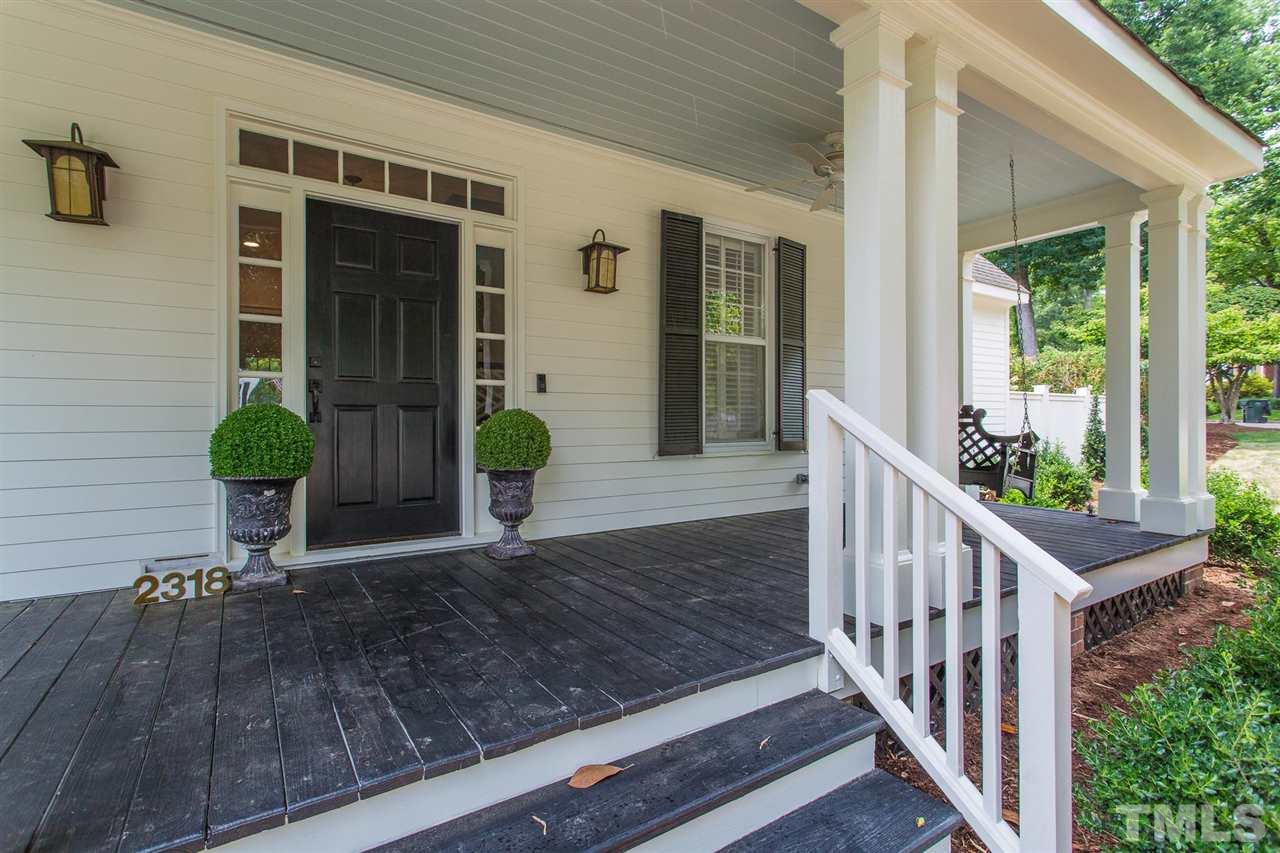 2318 Hales Road Raleigh, NC 27608 - Photo 3 of 30