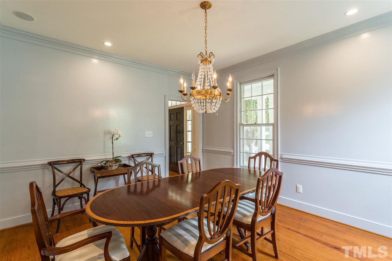 2318 Hales Road Raleigh, NC 27608 - Photo 8 of 30