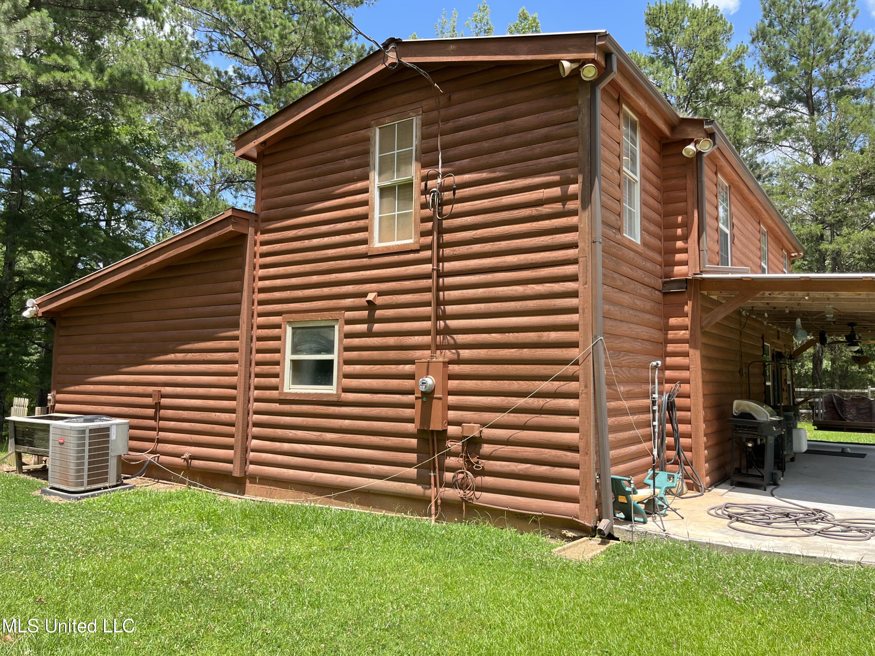 249 North Enoch Grove Road Florence, MS 39073 - Photo 5 of 34 IMG_2389