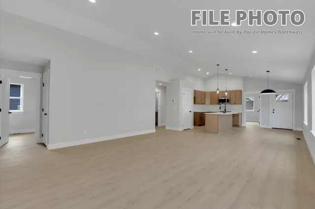 $414,900 | 2105 North Sipple Road, Spokane Valley, WA 99212