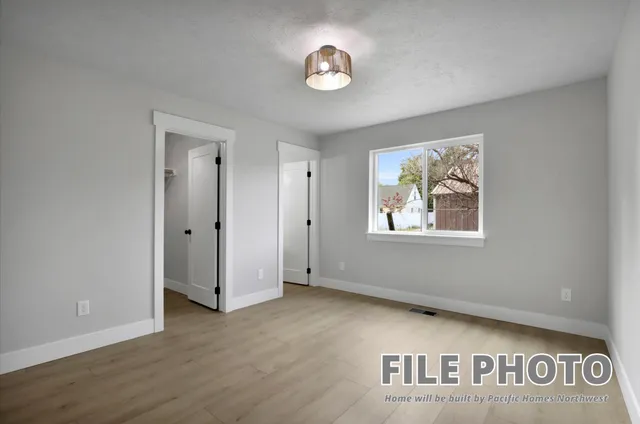 $414,900 | 2105 North Sipple Road, Spokane Valley, WA 99212