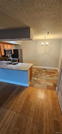 $138,000 | 1460 Summergate Parkway, Unit J, St. Charles, MO 63303