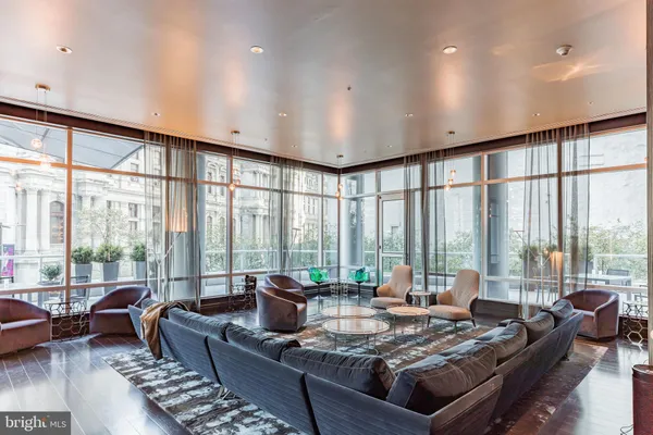 $1,400,000 | 1414 South Penn Square, Unit 32F, Philadelphia, PA 19102
