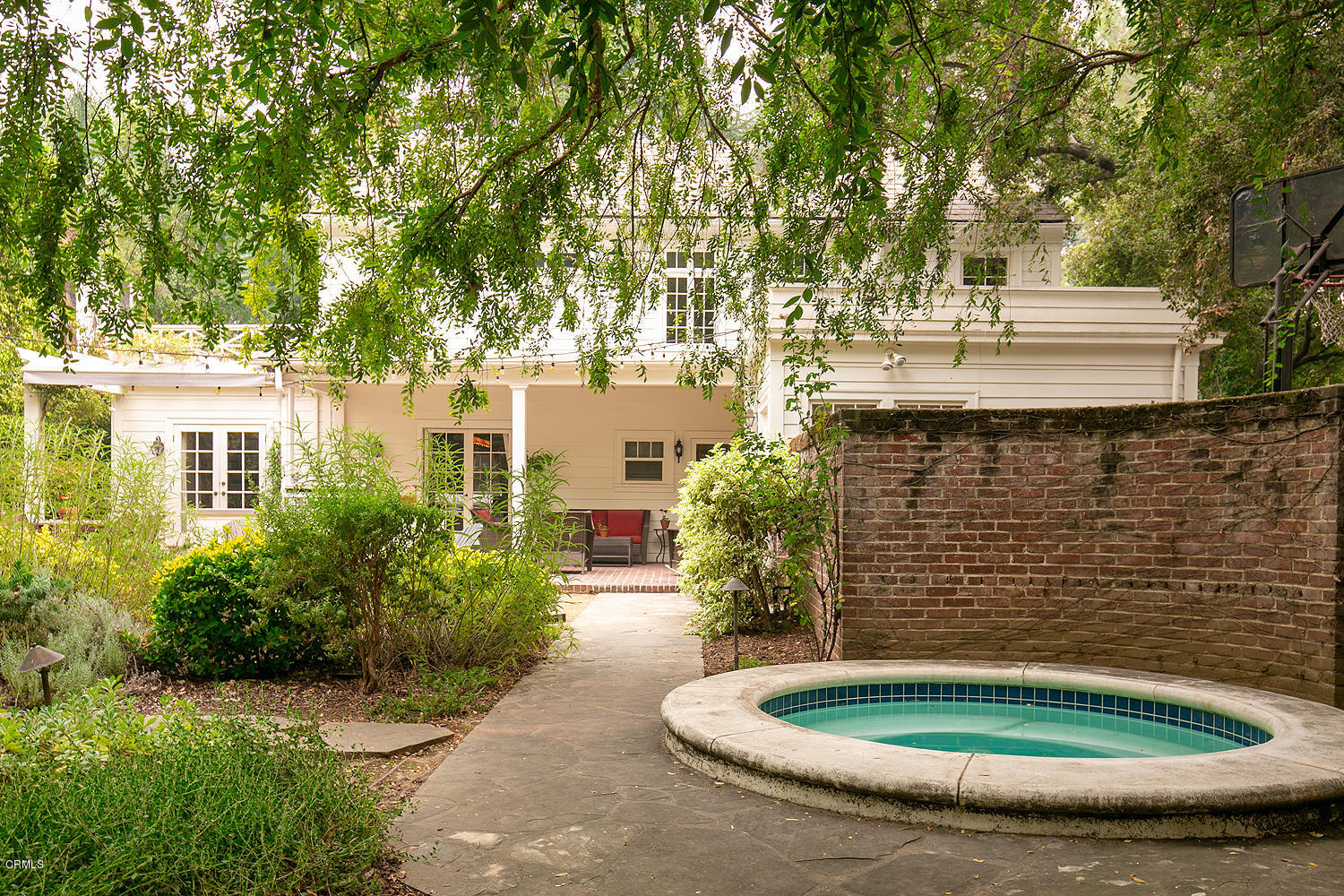 1041 Prospect Boulevard Pasadena, CA 91103 - Photo 44 of 47 a view of outdoor space and yard
