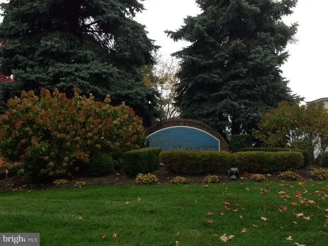 $2,650 | 137 Discovery, Norristown, PA 19401