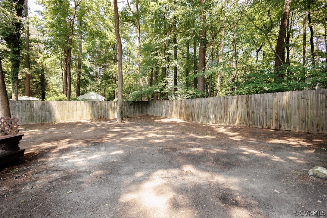 4719 Mill Park Circle Glen Allen, VA 23060 - Photo 48 of 49 a view of a outdoor space