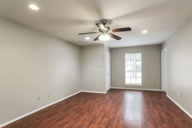 $1,480 | 9 West Bigelow Oak Court, Spring, TX 77381