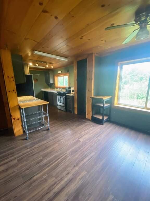 181 Bailey Road Cambridge, ME 04923 - Photo 8 of 27 008