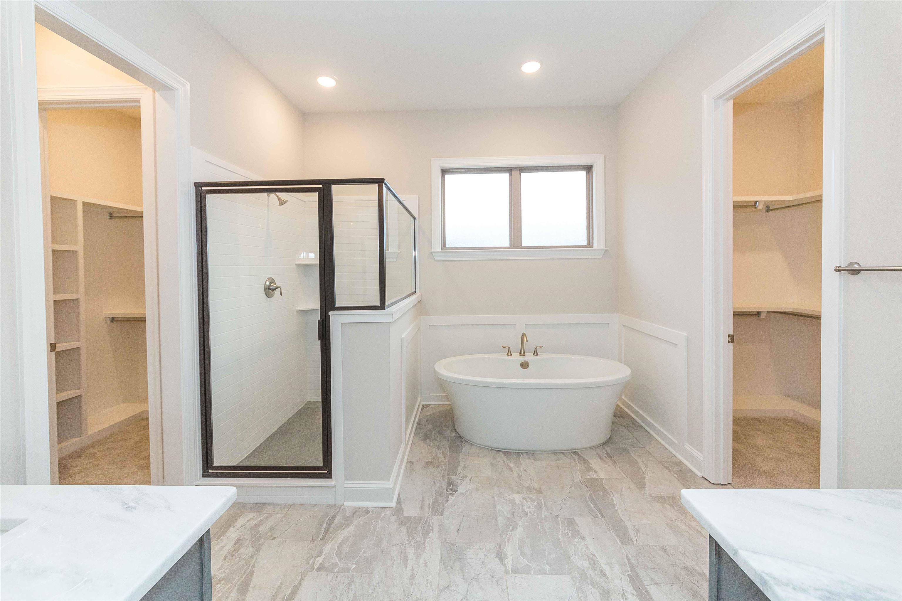 6441 Mccord Loop Arlington, TN 38002 - Photo 14 of 23 a bathroom with a bathtub and a sink