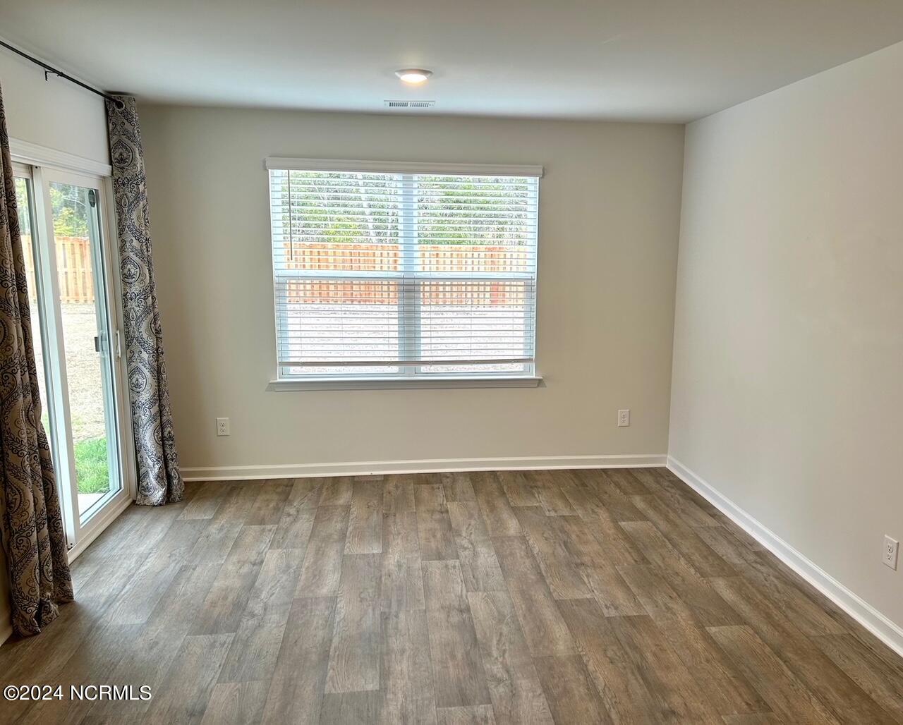 740 Buckeye Road Northeast Leland, NC 28451 - Photo 11 of 31 Dining room_2