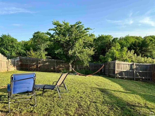 $314,900 | 1532 B Legend Trail Drive, Lawrence, KS 66047