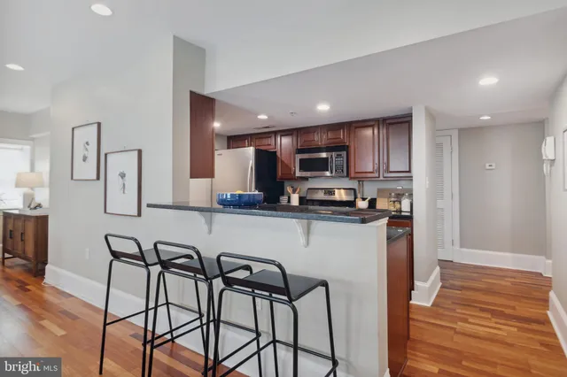 $2,550 | 1324 Euclid Street Northwest, Unit 5, Washington, DC 20009
