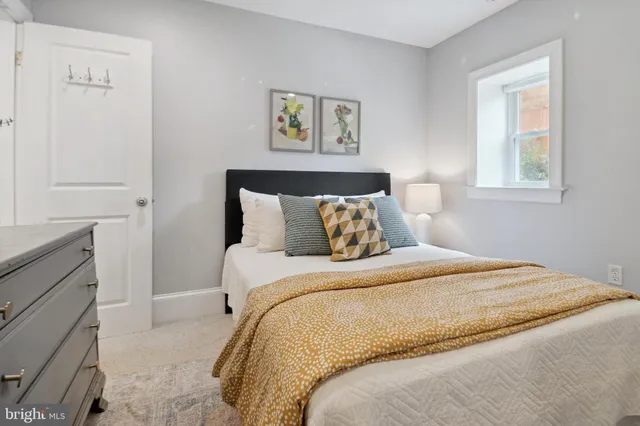 $2,550 | 1324 Euclid Street Northwest, Unit 5, Washington, DC 20009