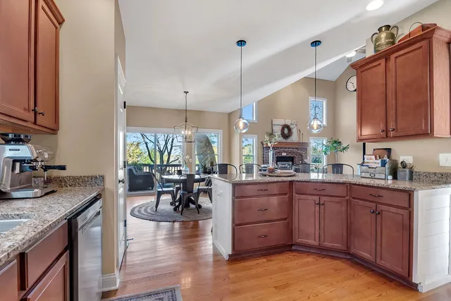 $525,000 | 469 Kelly Avenue, Yorkville, IL 60560