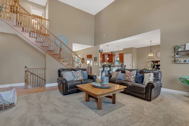 $525,000 | 469 Kelly Avenue, Yorkville, IL 60560