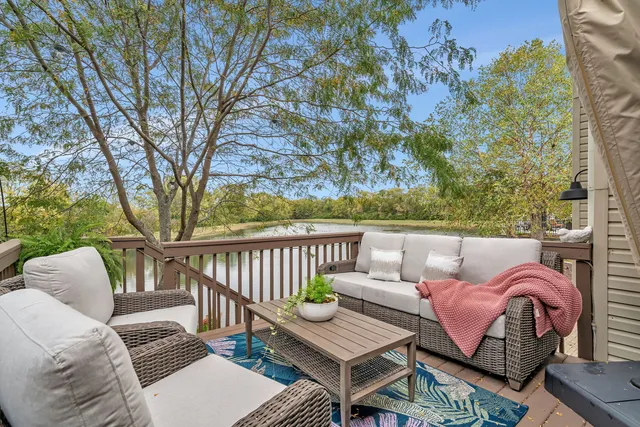 $525,000 | 469 Kelly Avenue, Yorkville, IL 60560