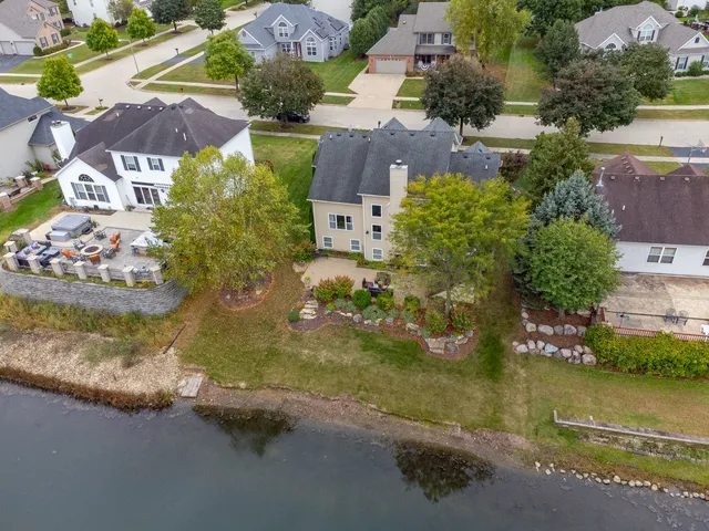 $525,000 | 469 Kelly Avenue, Yorkville, IL 60560