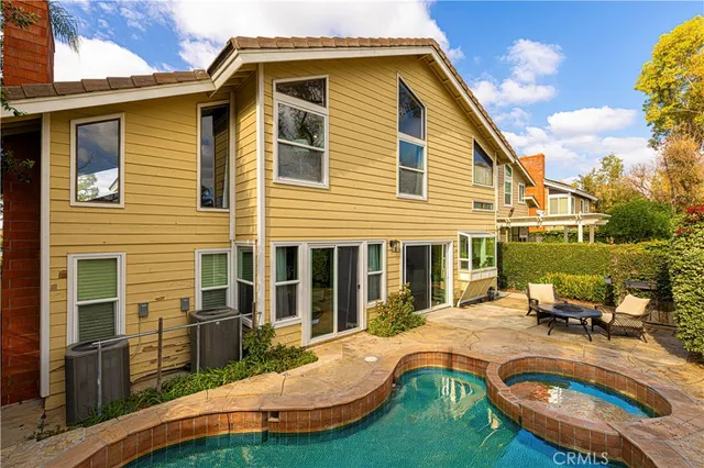 $2,398,000 | 13 Recodo, Irvine, CA 92620