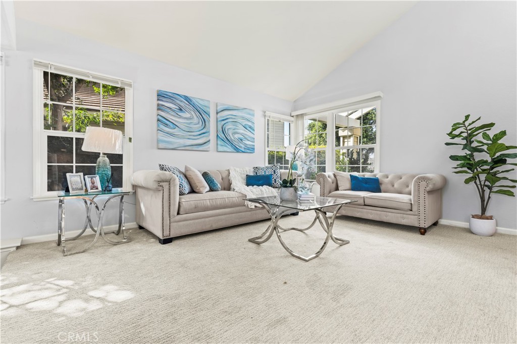 13 Recodo Irvine, CA 92620 - Photo 5 of 71