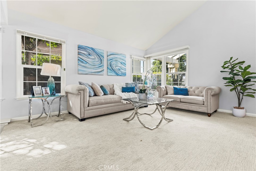 13 Recodo Irvine, CA 92620 - Photo 5 of 71