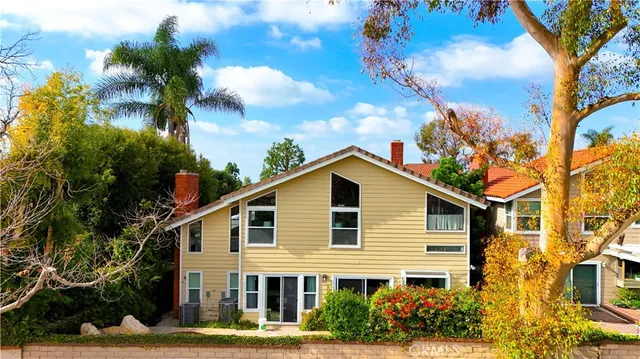 $2,398,000 | 13 Recodo, Irvine, CA 92620