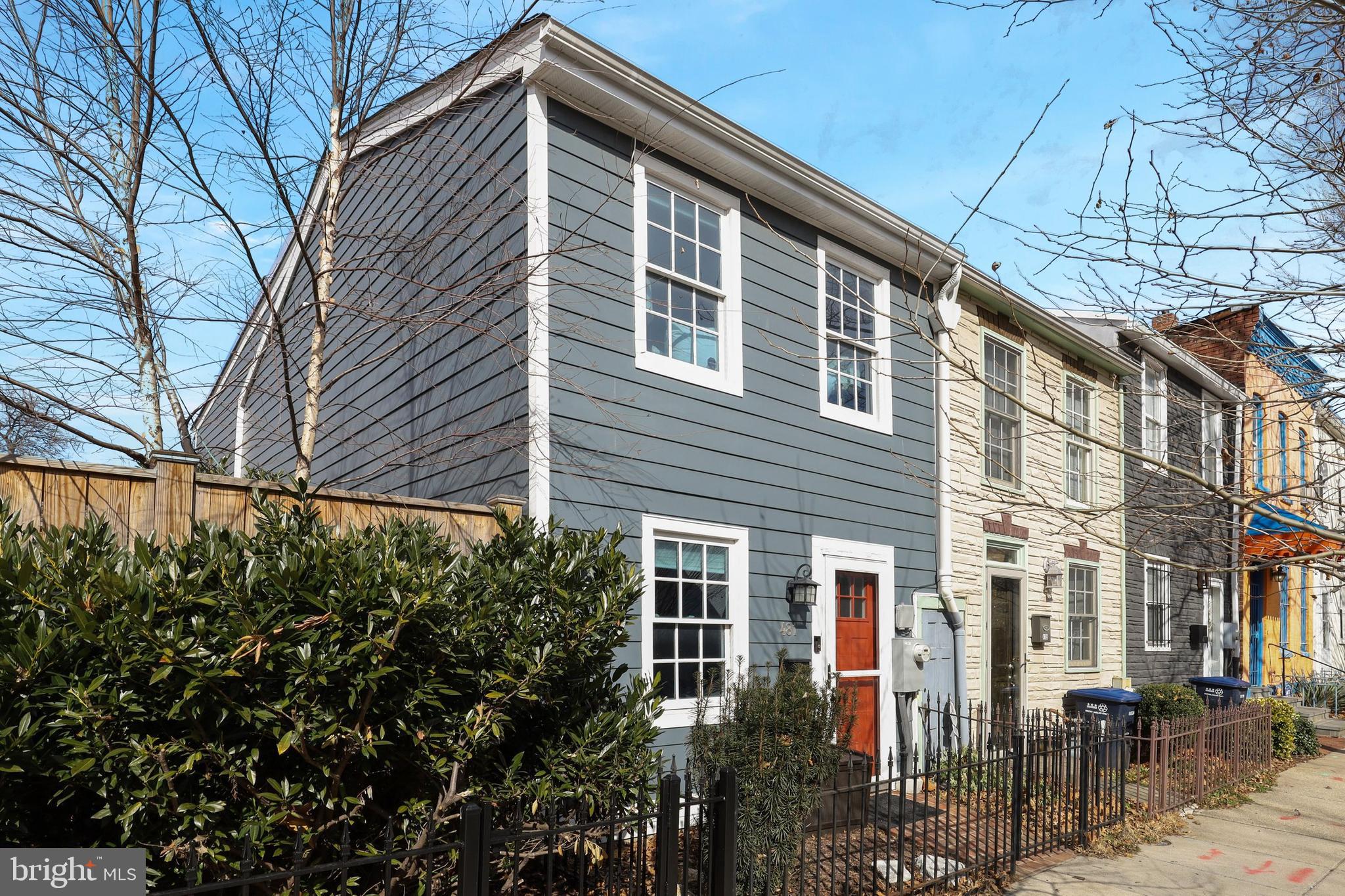 481 Ridge Street Northwest Washington, DC 20001 - Photo 2 of 33