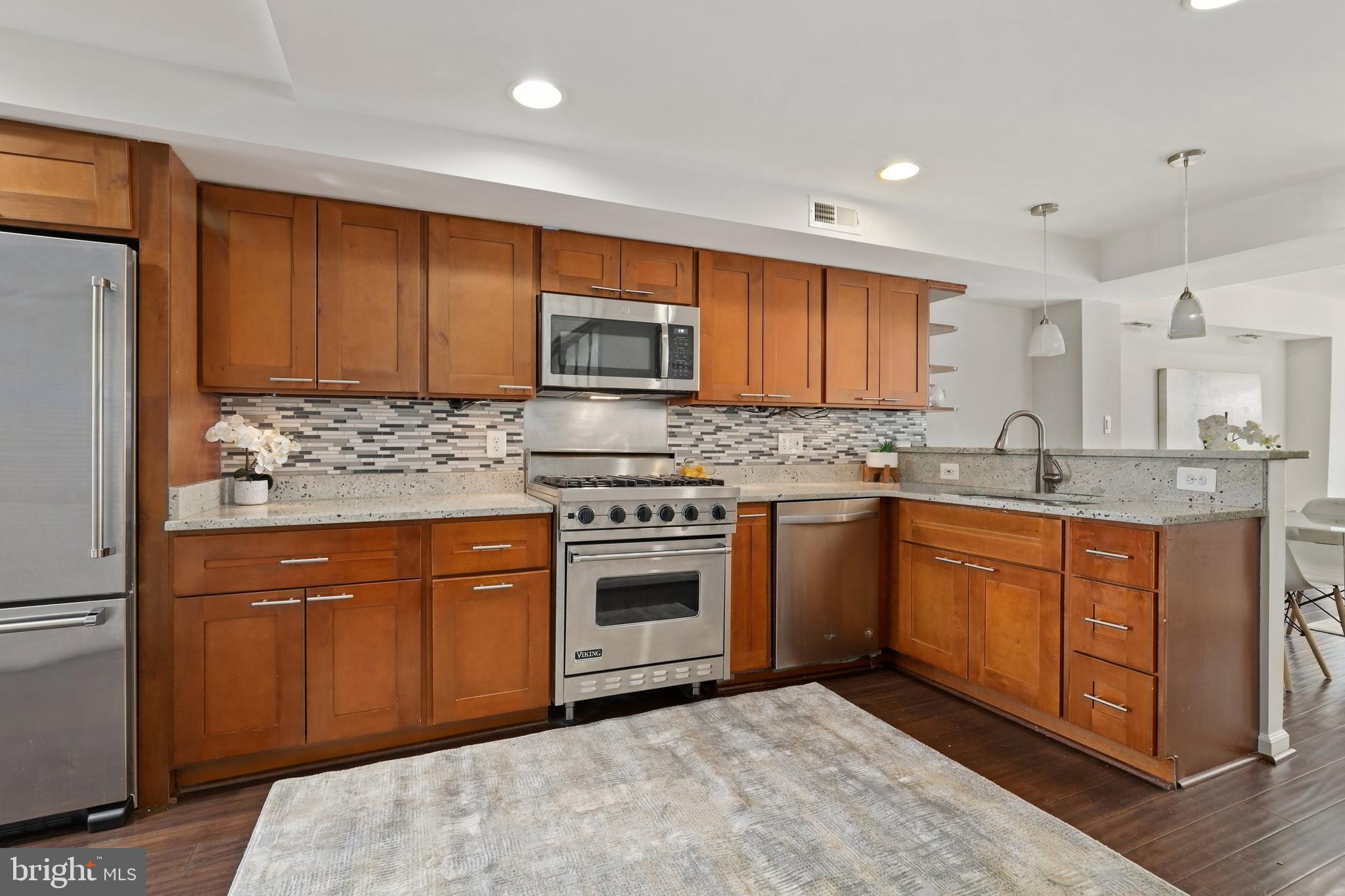 481 Ridge Street Northwest Washington, DC 20001 - Photo 13 of 33