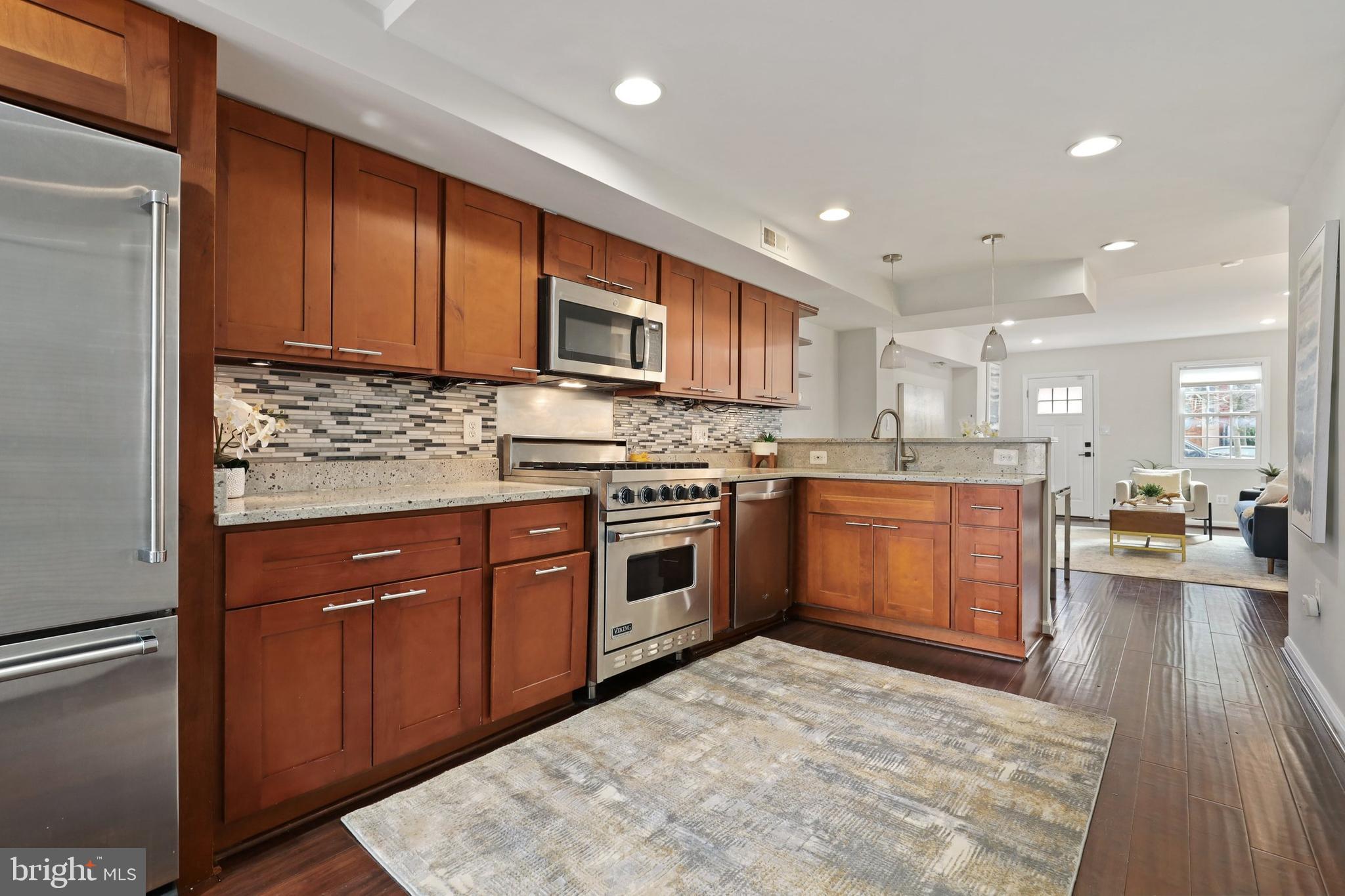 481 Ridge Street Northwest Washington, DC 20001 - Photo 16 of 33