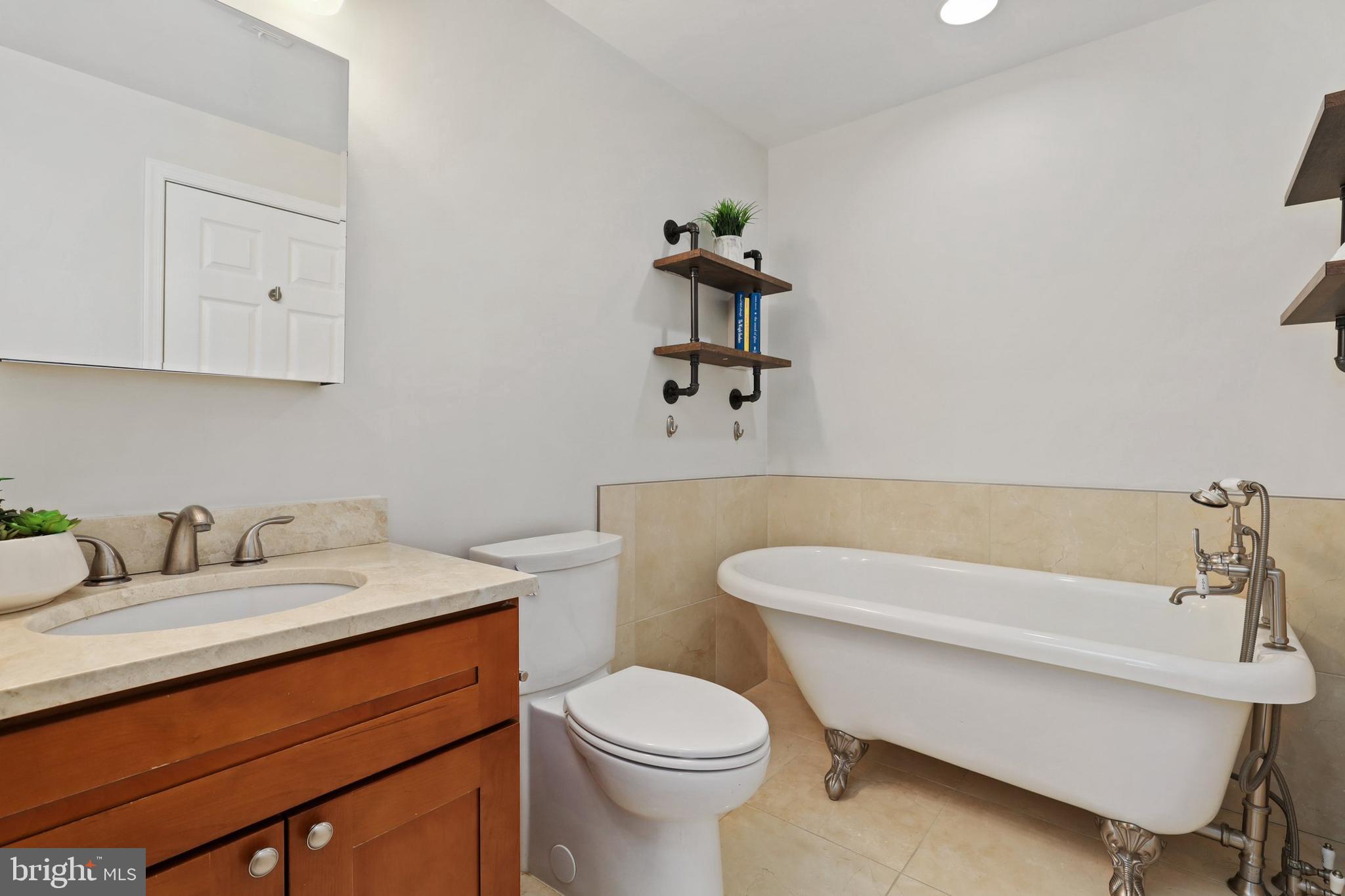 481 Ridge Street Northwest Washington, DC 20001 - Photo 25 of 33