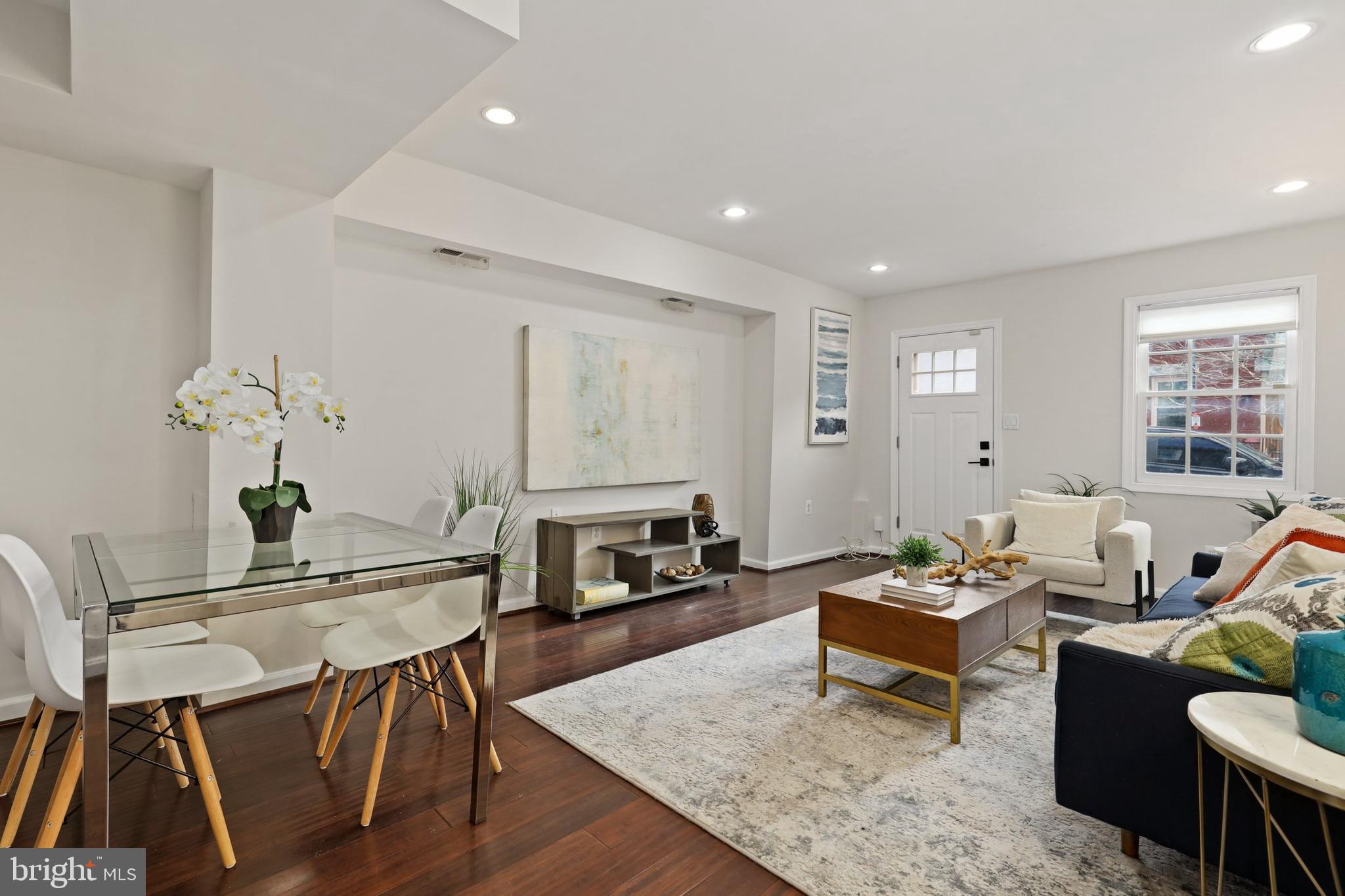 481 Ridge Street Northwest Washington, DC 20001 - Photo 8 of 33