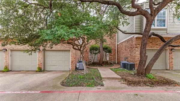 $265,000 | 7151 Gaston Avenue, Unit 802, Dallas, TX 75214