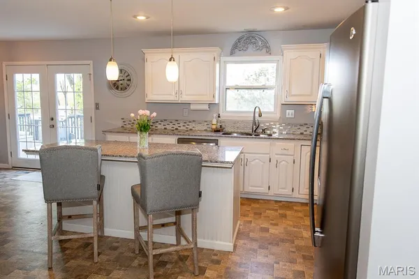 $335,000 | 1525 Prehistoric Hill Drive, Imperial, MO 63052