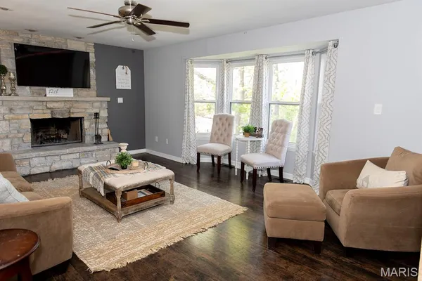 $335,000 | 1525 Prehistoric Hill Drive, Imperial, MO 63052