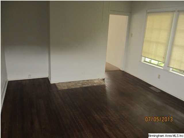 5309 Acadia Terrace Fairfield, AL 35064 - Photo 7 of 9