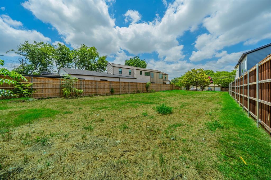 7610 Roper Street Dallas, TX 75209 - Photo 4 of 9