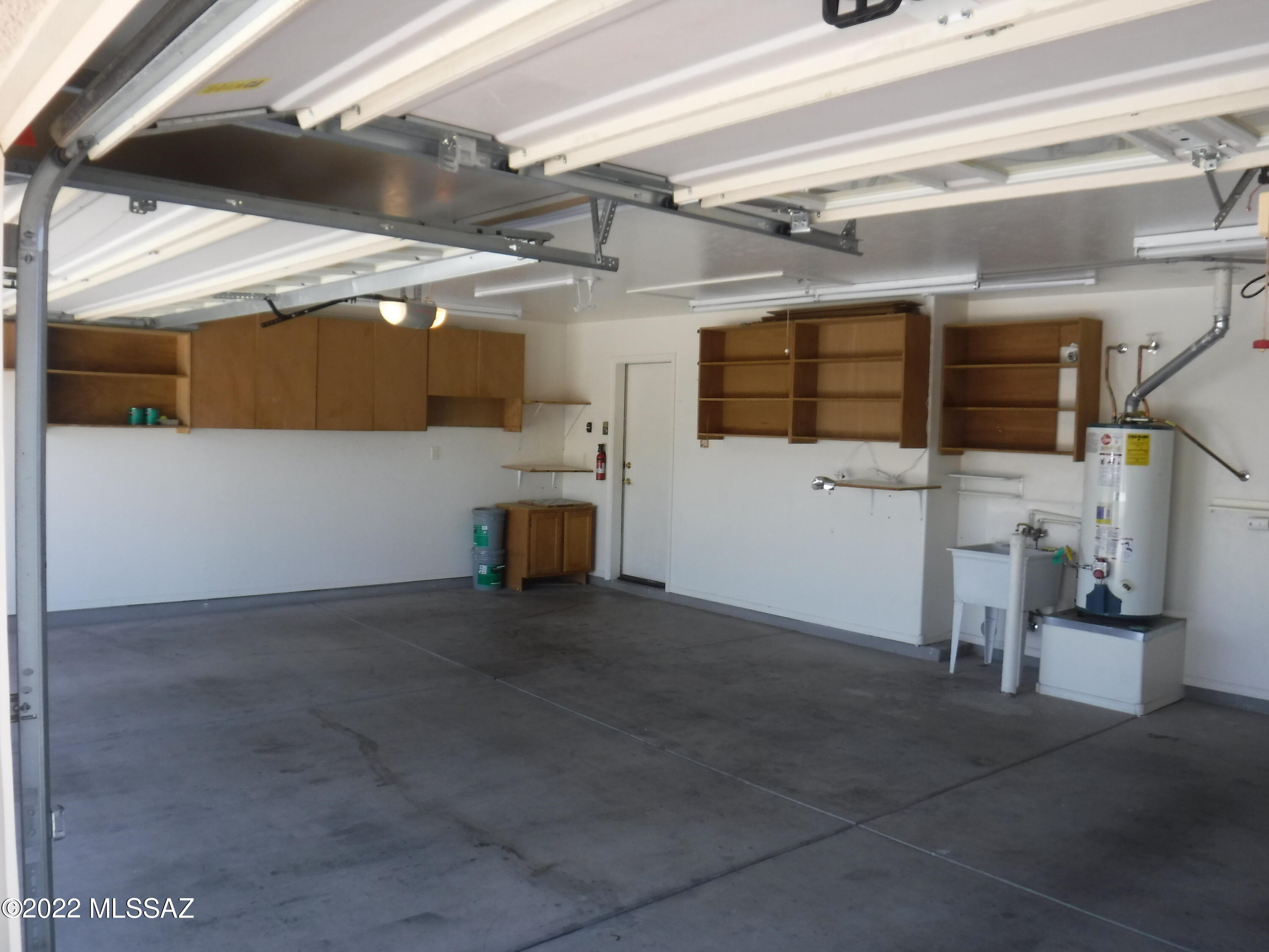 317 West Plateau Road Oro Valley, AZ 85737 - Photo 23 of 40