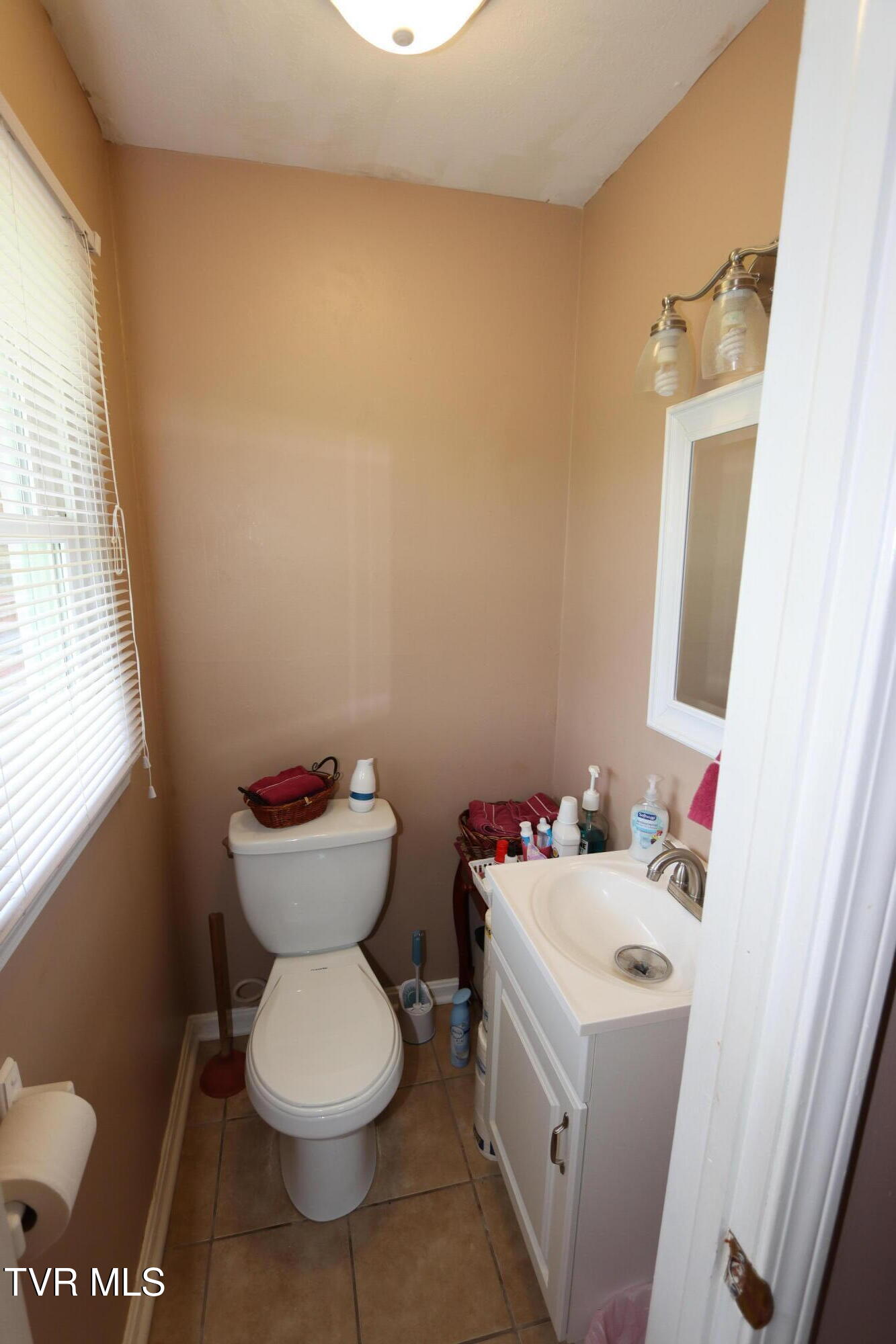 4244 Reedy Creek Road Bristol, VA 24202 - Photo 12 of 36 12