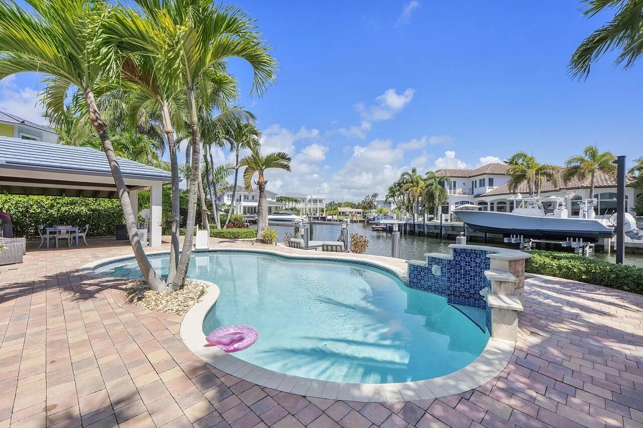725 Northeast 36th Street Boca Raton, FL 33431 - Photo 15 of 33 photo_40_3325244631