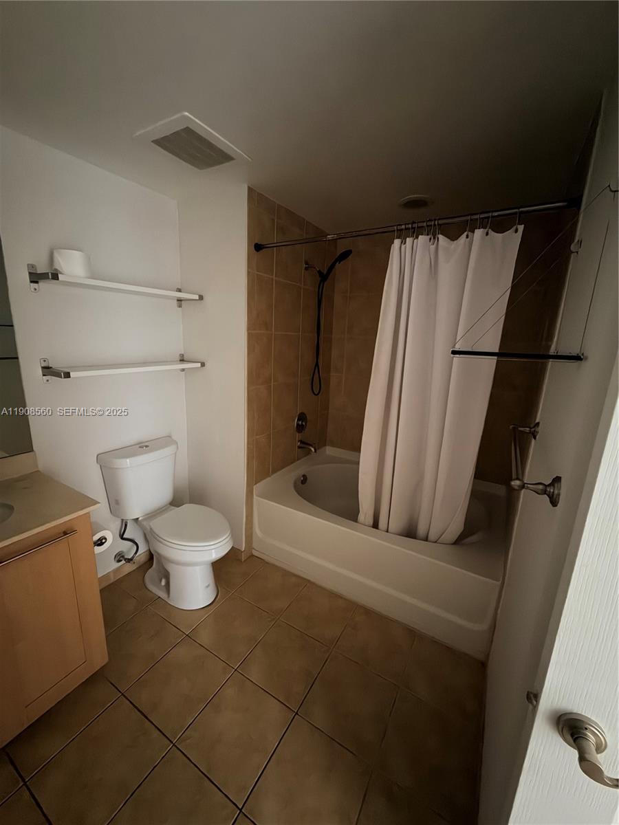 511 Southeast 5th Avenue, Unit 806 Fort Lauderdale, FL 33301 - Photo 19 of 24