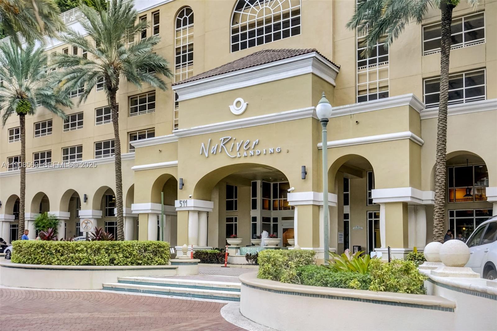 511 Southeast 5th Avenue, Unit 806 Fort Lauderdale, FL 33301 - Photo 4 of 24