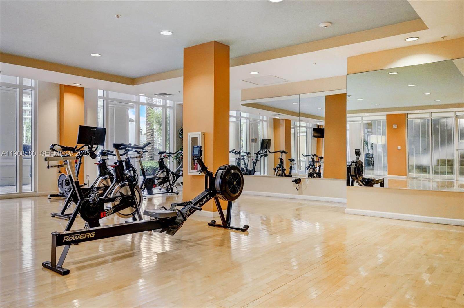 511 Southeast 5th Avenue, Unit 806 Fort Lauderdale, FL 33301 - Photo 6 of 24