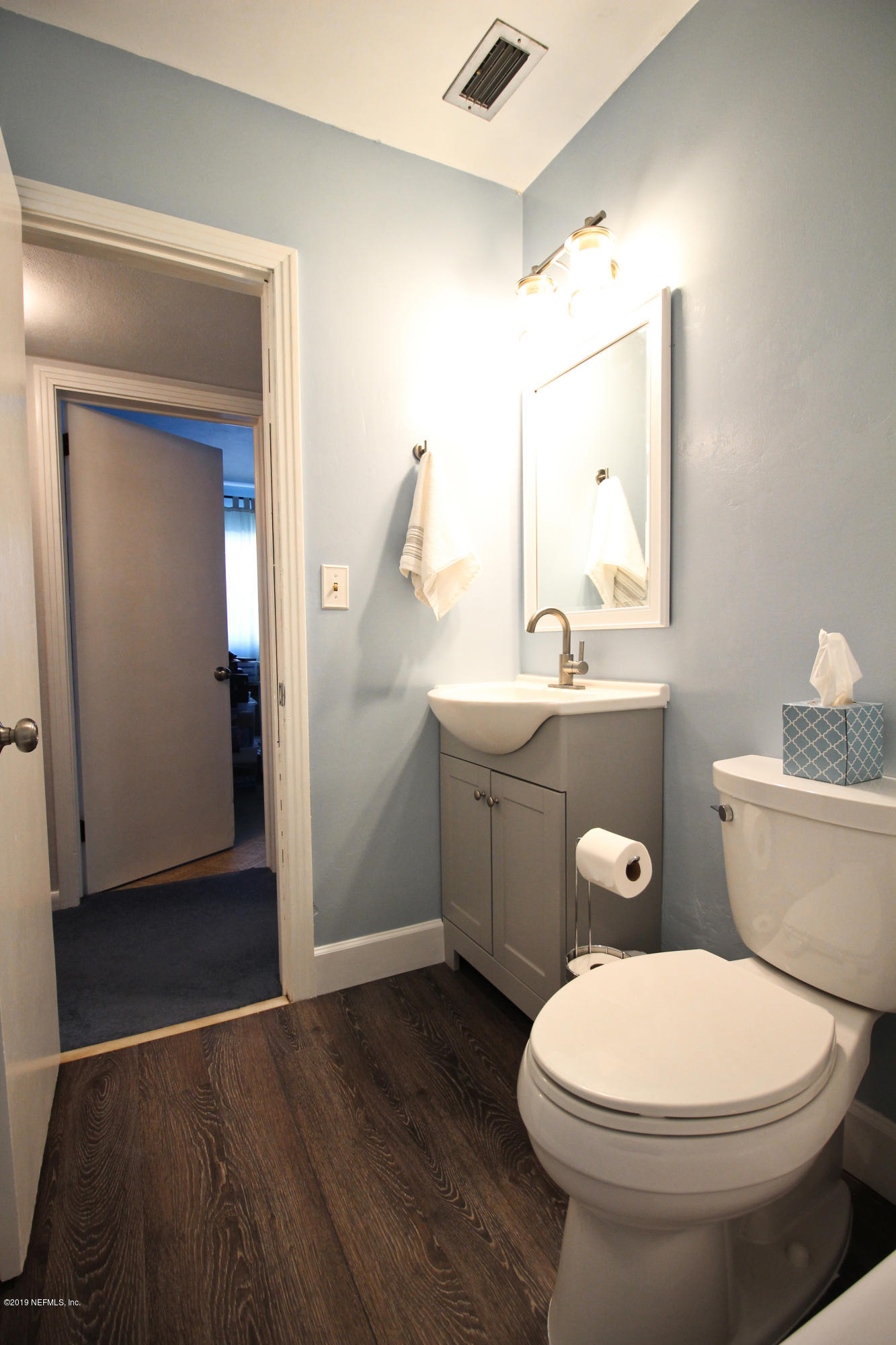3005 Lopez Road Jacksonville, FL 32216 - Photo 29 of 39 HALL BATH