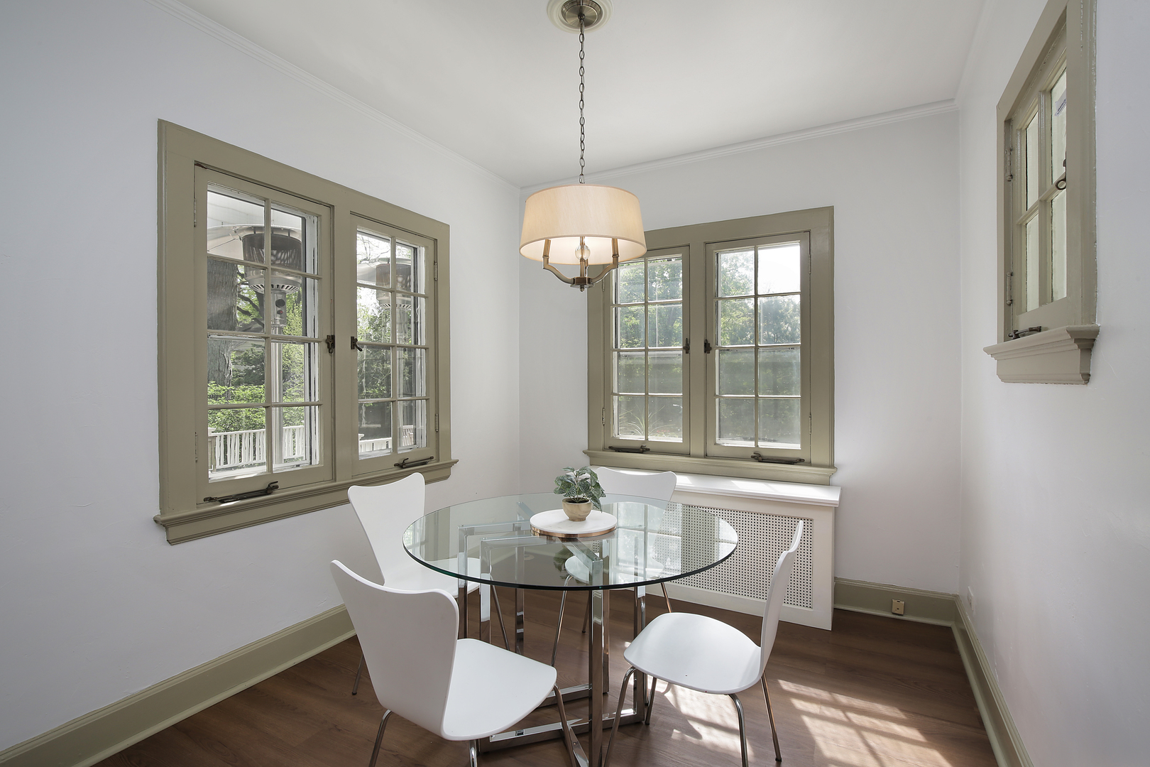 1220 Ridge Avenue Evanston, IL 60202 - Photo 10 of 31 Gallery Image 10